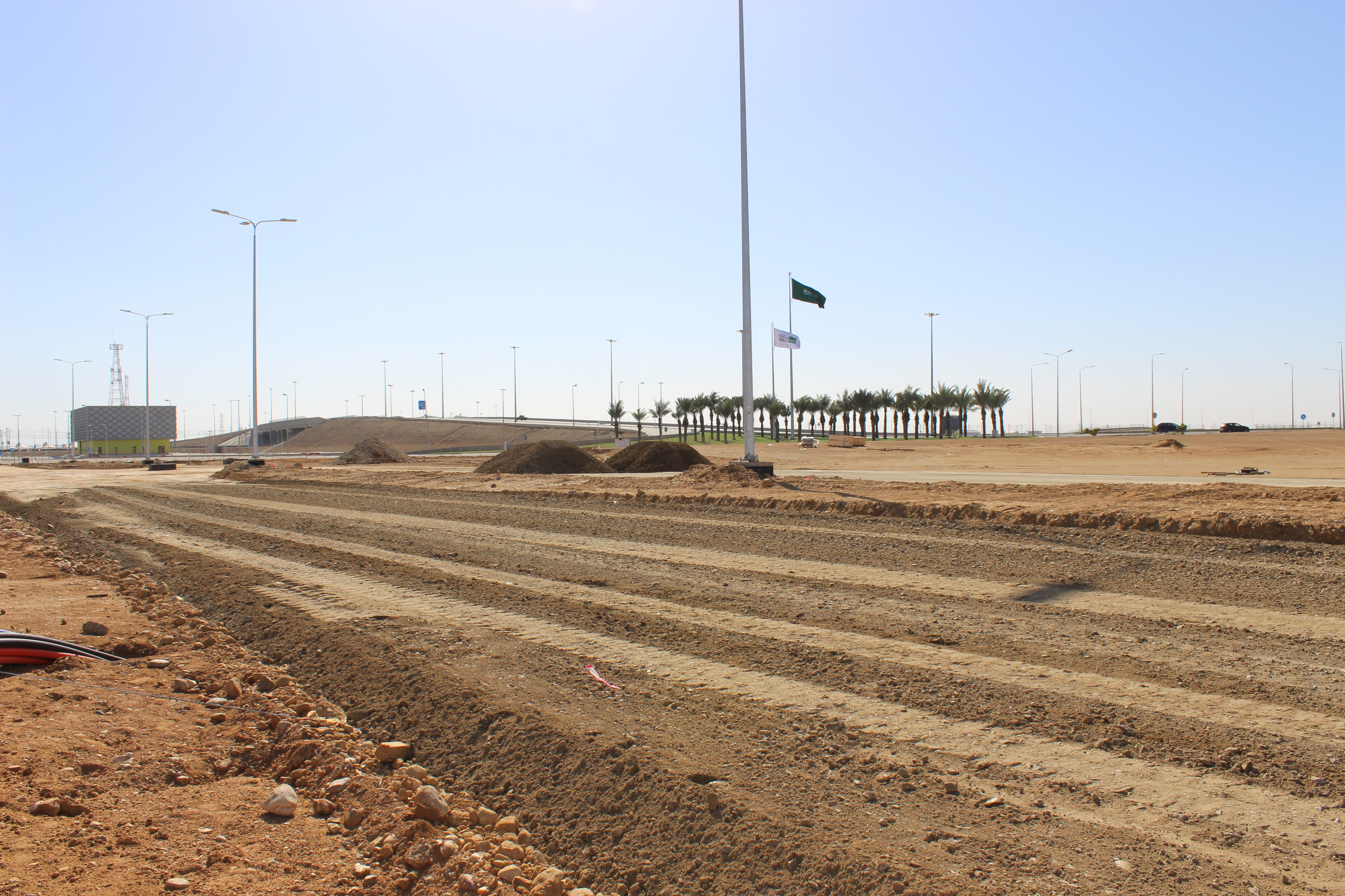 ENTRANCE ROAD TO HARAMAIN RAIL STATION –  KAEC 